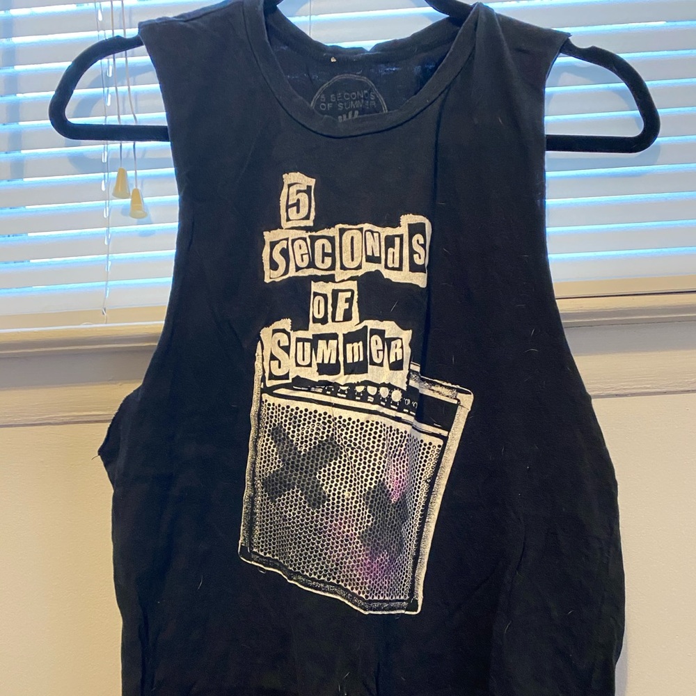 5 Seconds of Summer muscle tee